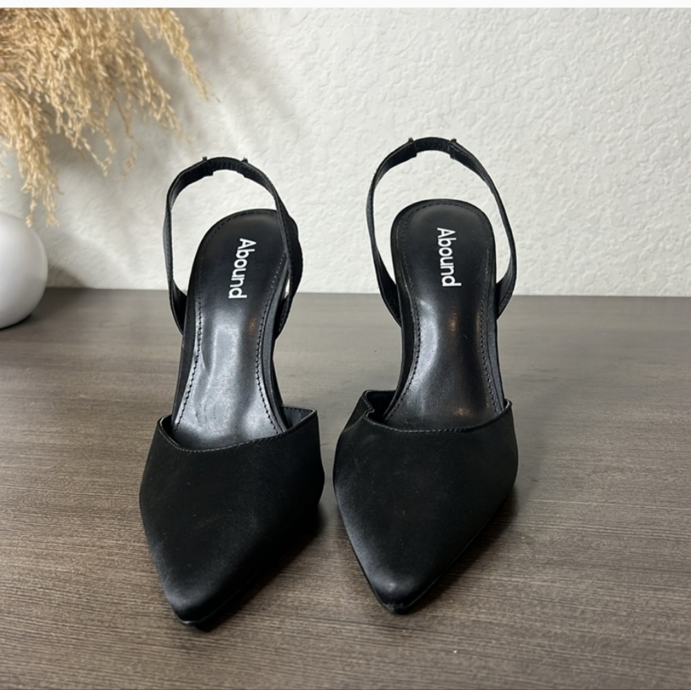 Abound Annalise Black Satin Slingback Heels 6
